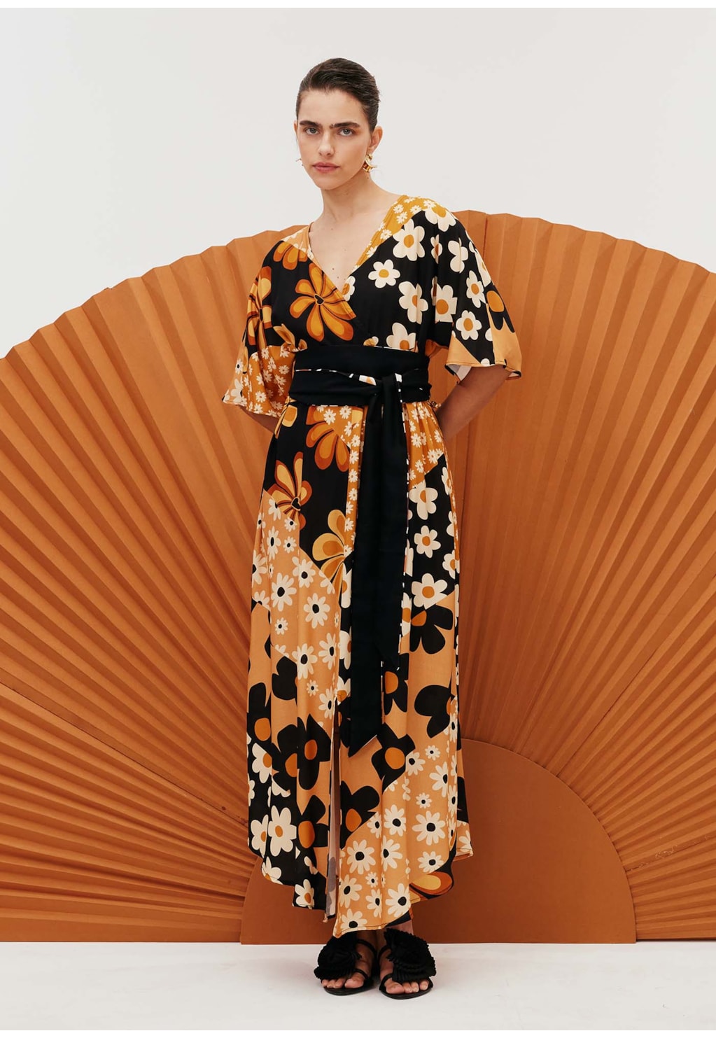 Vestido Midi Fenda Frontal Estampado Salsa