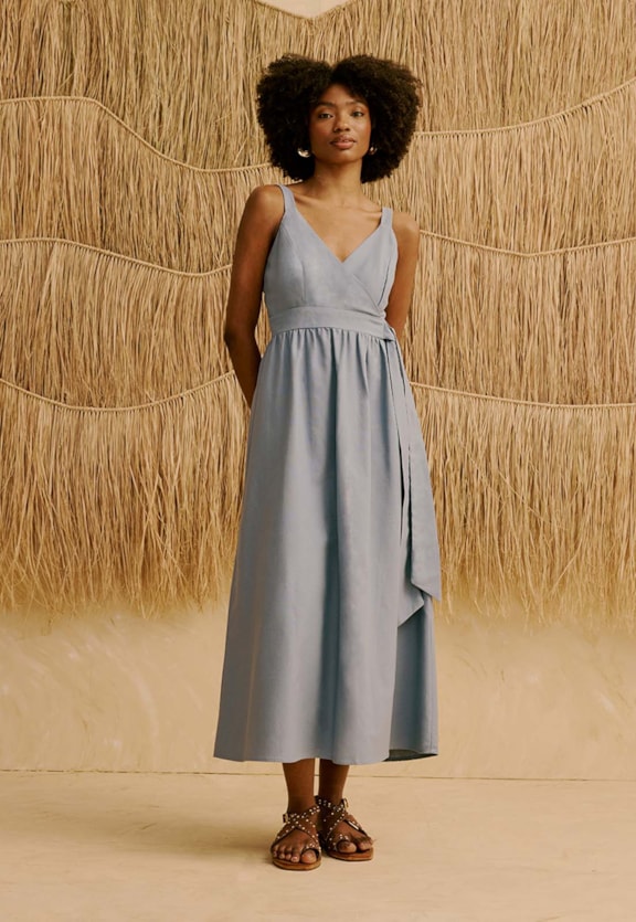 Vestido Midi Liso  Vista Frontal