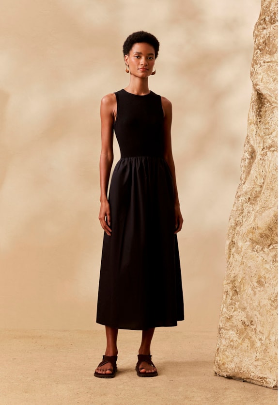 Vestido Midi Liso Blusa Rib Saia Tricoline Vista Frontal