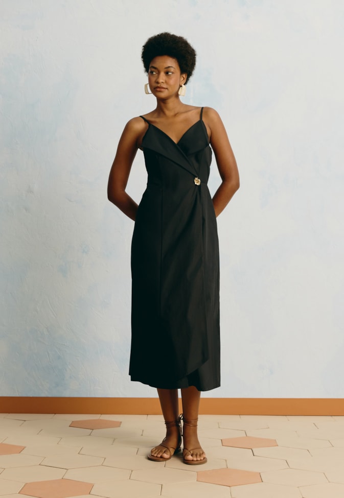 Vestido Midi Liso Botão Orgânico
