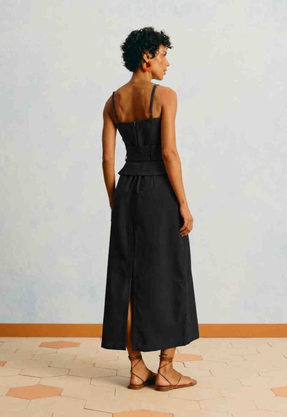 Vestido Midi Liso Cinto  Vista Traseira