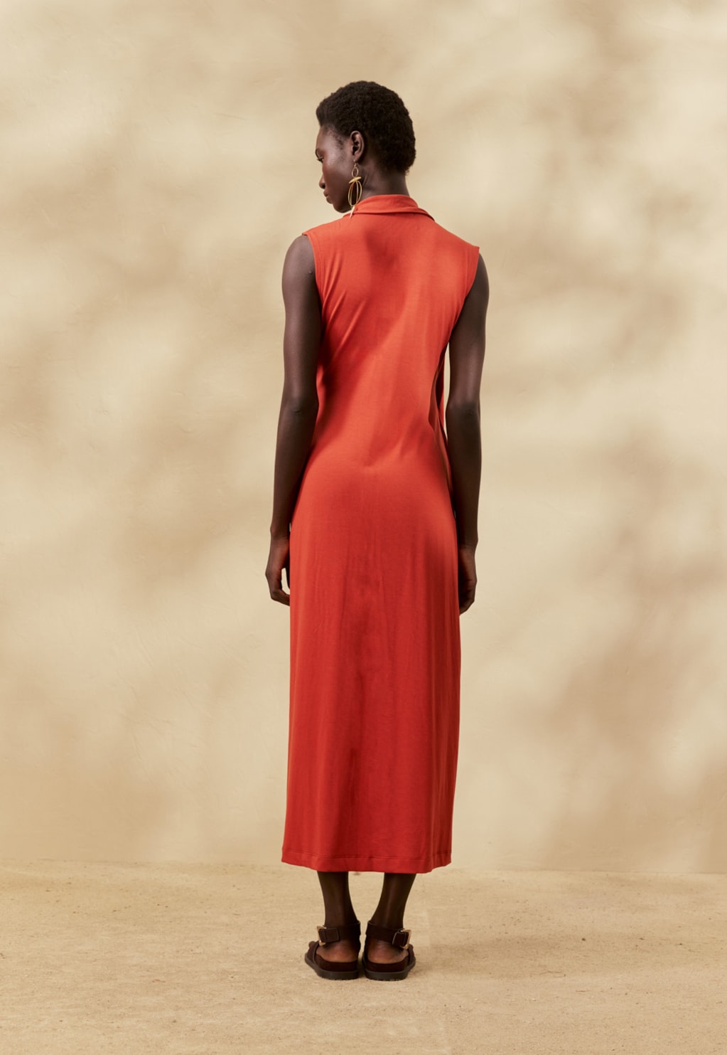 Vestido Midi Liso Colete Amarração