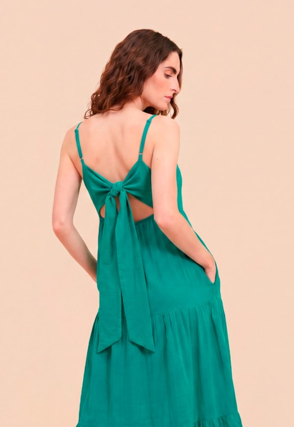 Vestido Midi Liso Com Babados Vista Traseira