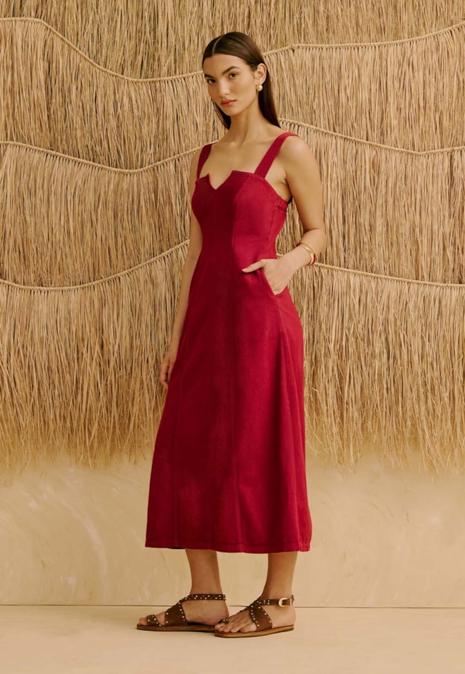 Vestido Midi Liso em Sarja com Recortes 