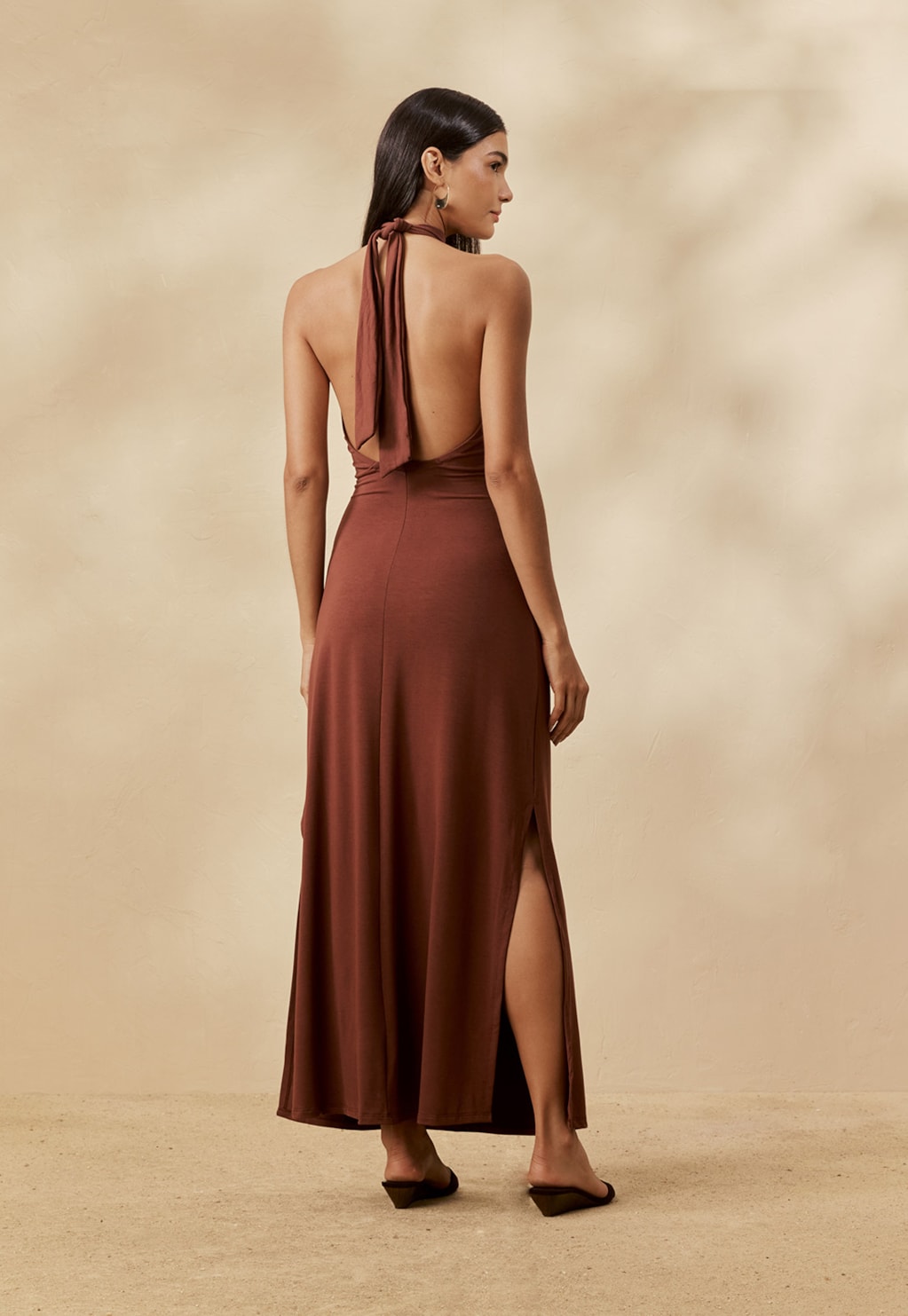 Vestido Midi Liso Frente Única Halter 