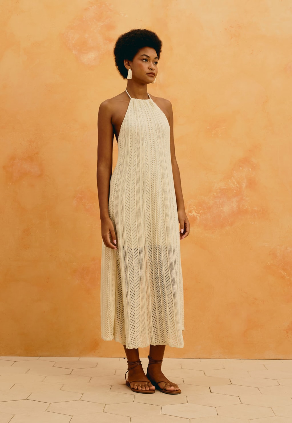 Vestido Midi Liso Tricot Rendado