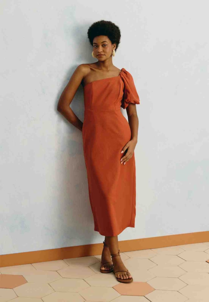 Vestido Midi Liso Um Ombro Só Manga Bufante