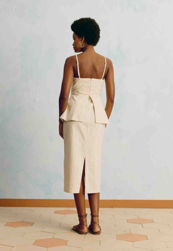 Vestido Midi Listrado Amarração Ilhós Vista Traseira