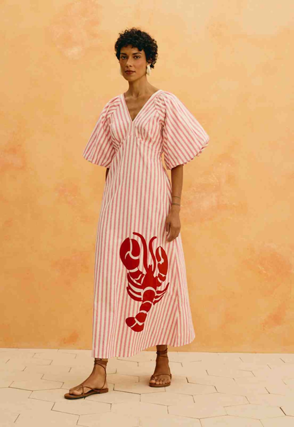 Vestido Midi Listrado Bordado Lagosta
