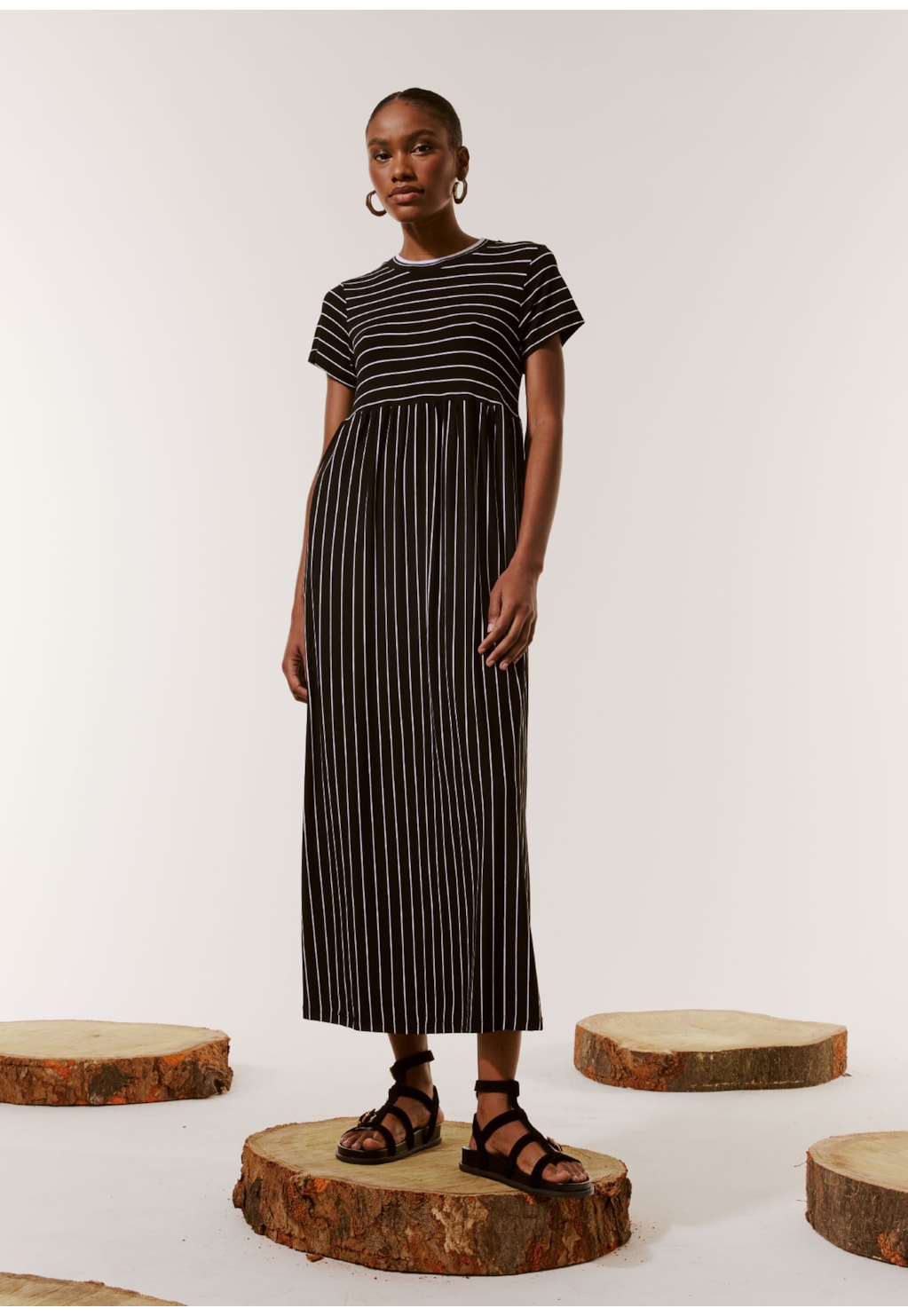 Vestido Midi Malha Listrado