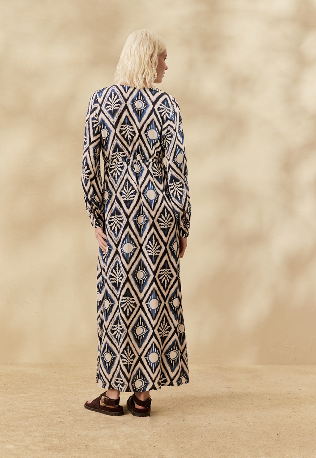 Vestido Midi Manga Bufante Estampado Inti