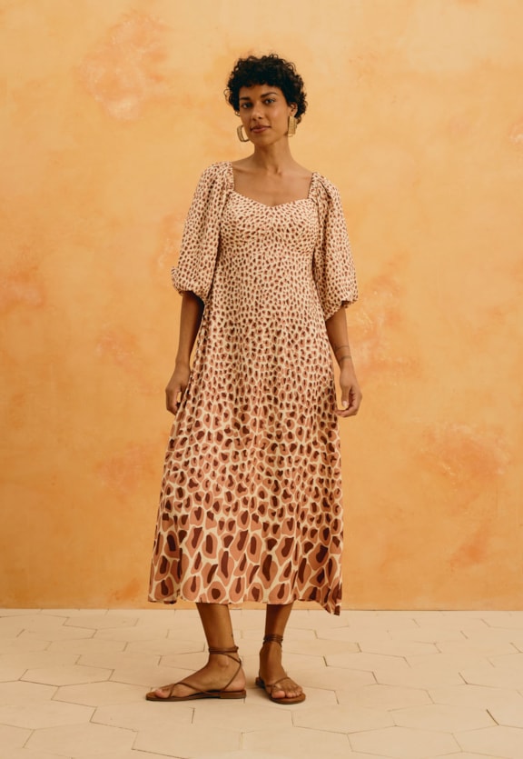 Vestido Midi Manga Bufante Estampado La Selva Vista Frontal