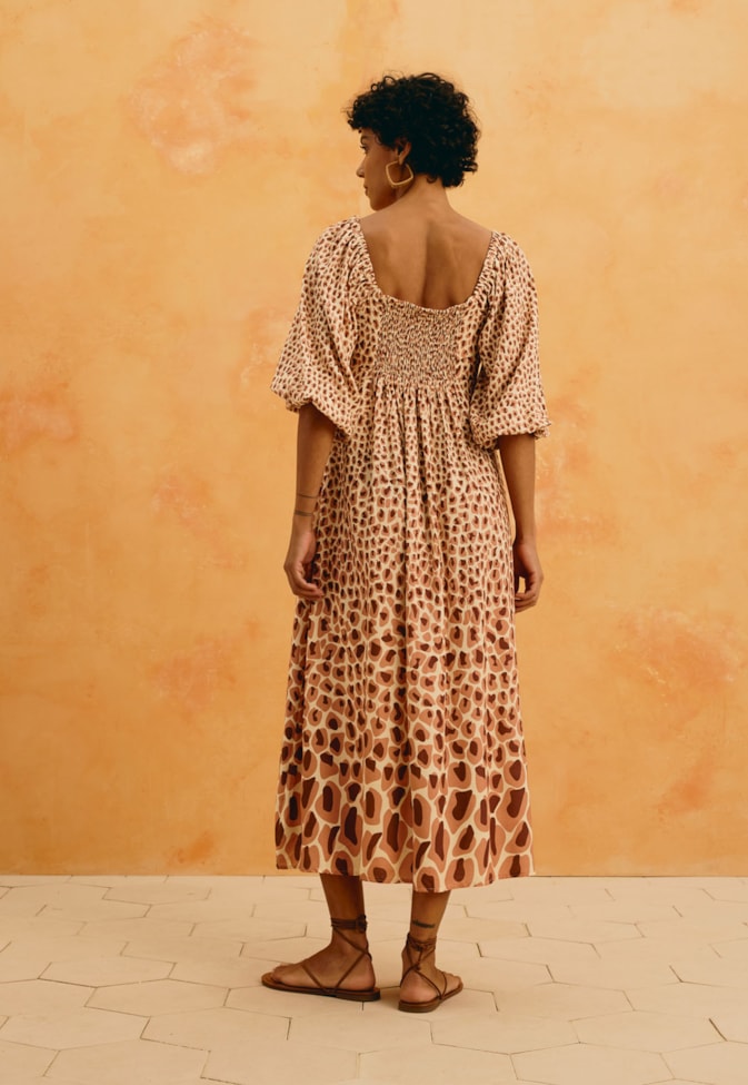 Vestido Midi Manga Bufante Estampado La Selva