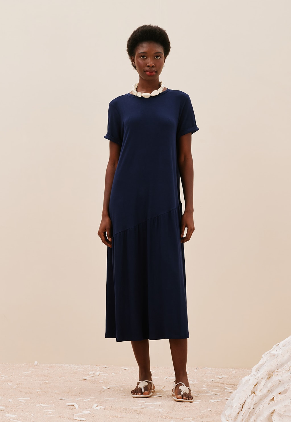 Vestido Midi Maria Diagonal Liso