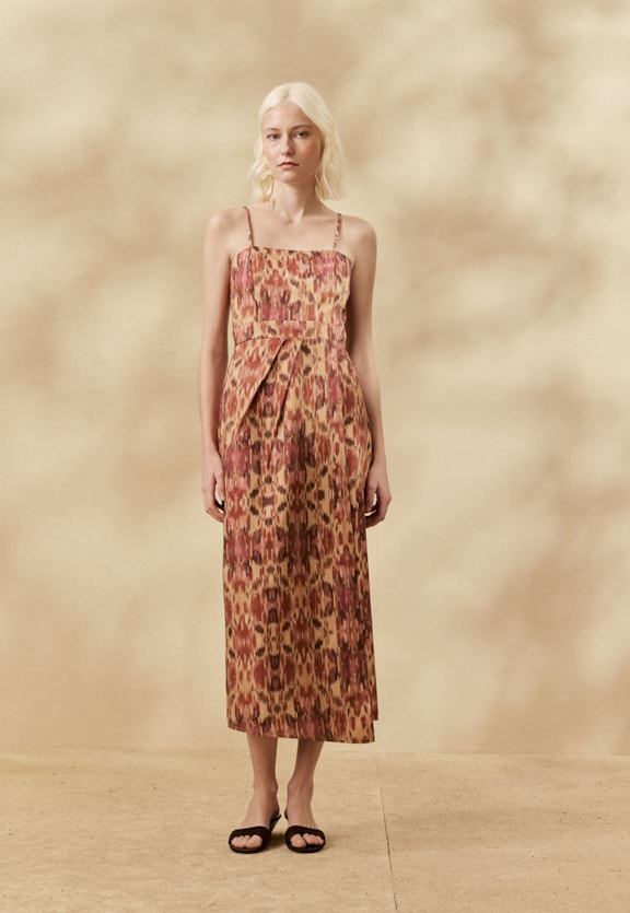 Vestido Midi Pregas Estampado Niebla Vista Frontal