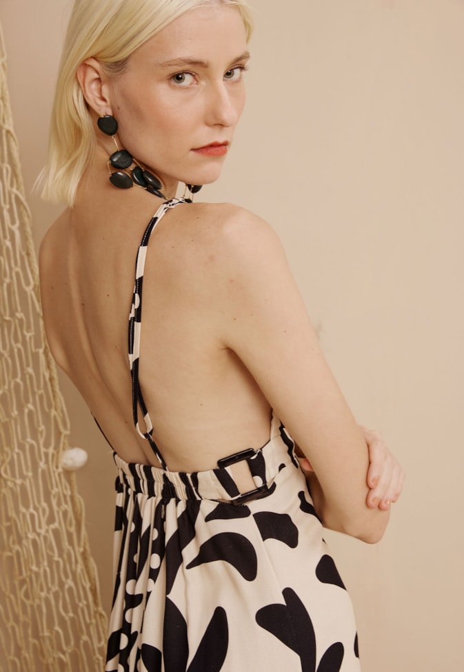 Vestido Midi Retangular Estampado Rio das Flores