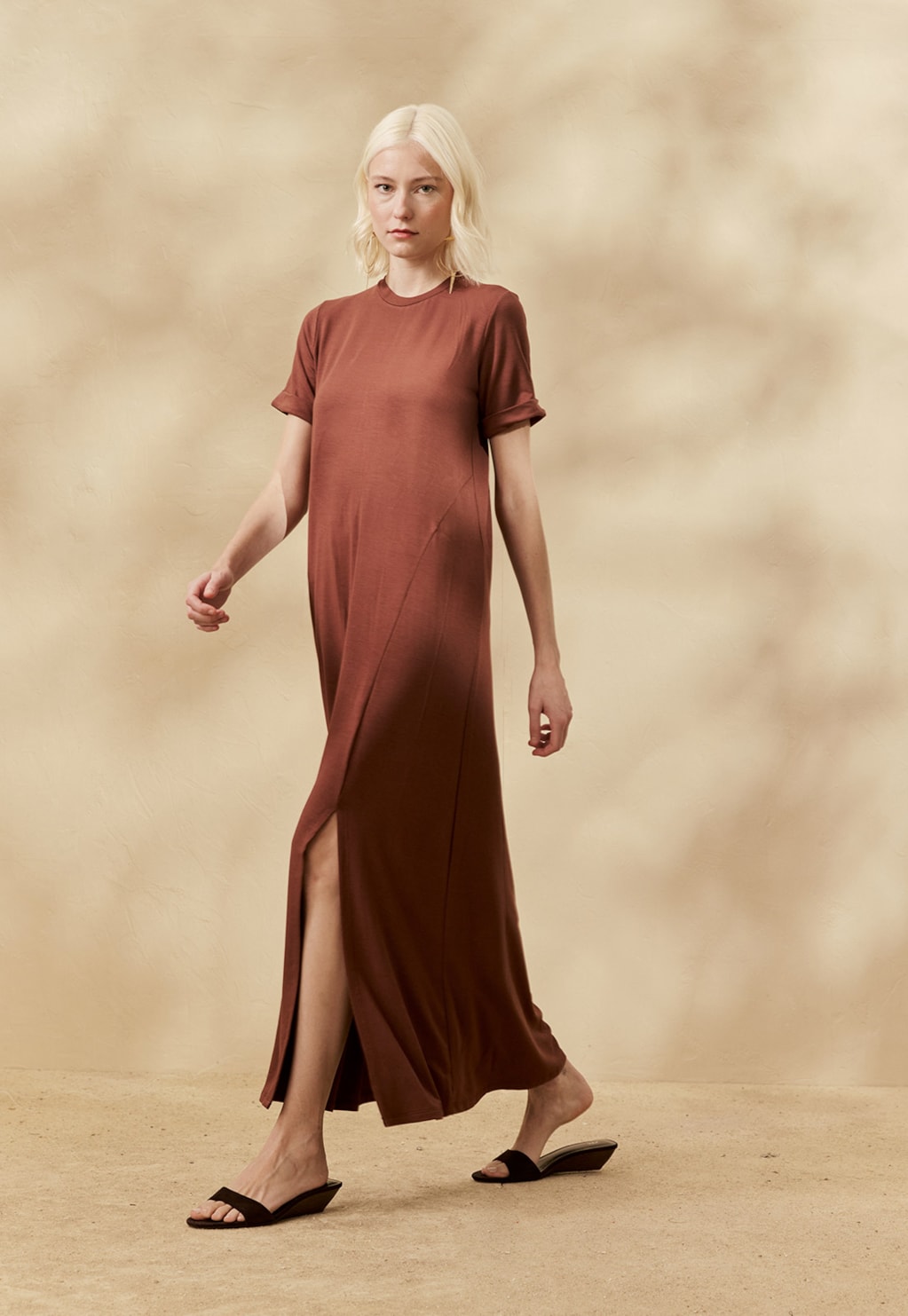 Vestido Midi T-Shirt Fenda