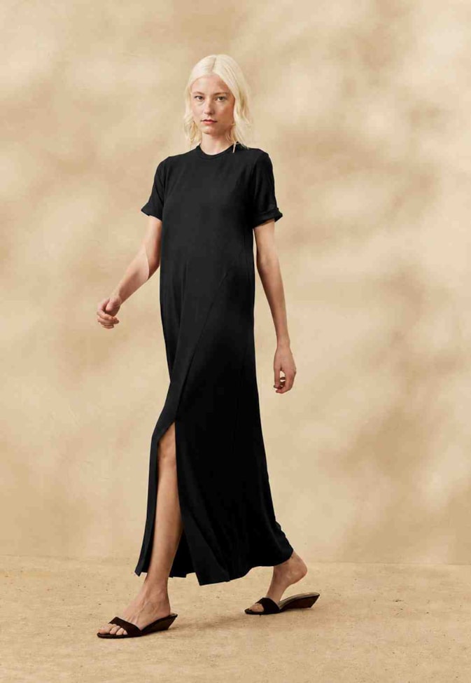 Vestido Midi T-Shirt Fenda