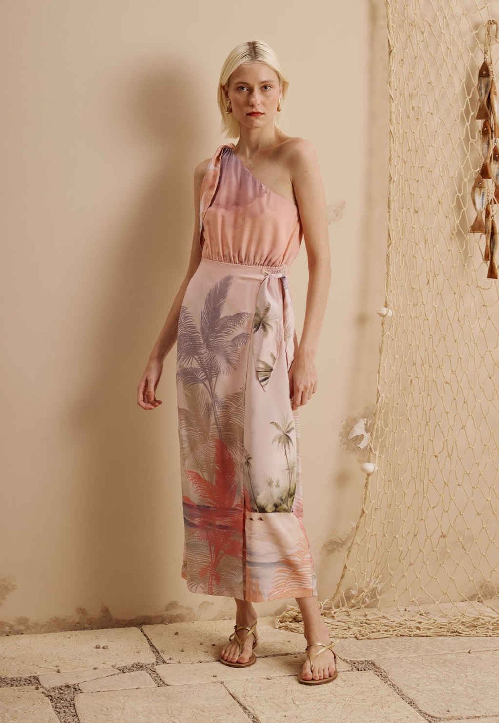 Vestido Midi Transpassado Pétalas Estampado Ilha do Combu