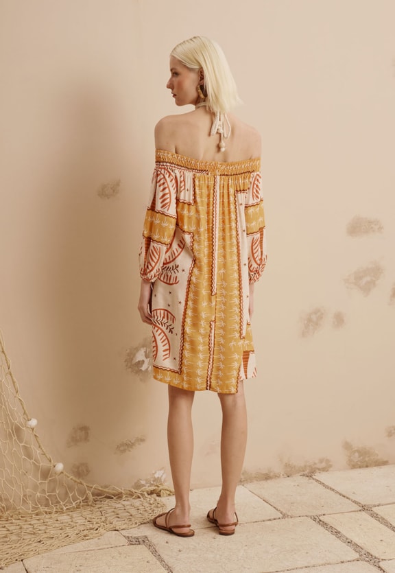 Vestido Ombro a Ombro Detalhe Ponteiras Estampado Copaiba Vista Traseira