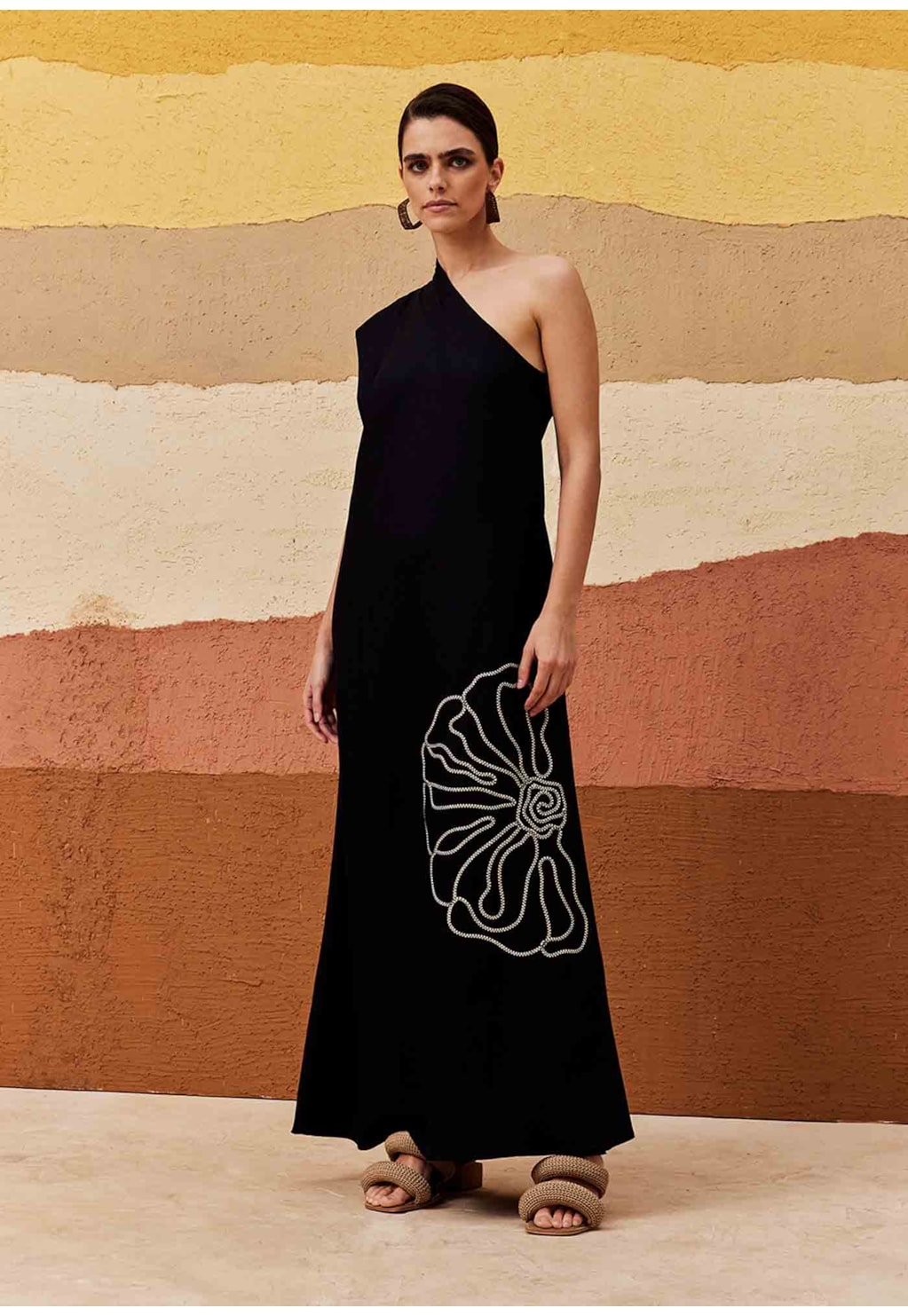 Vestido Um Ombro Só Bordado Folha Frente