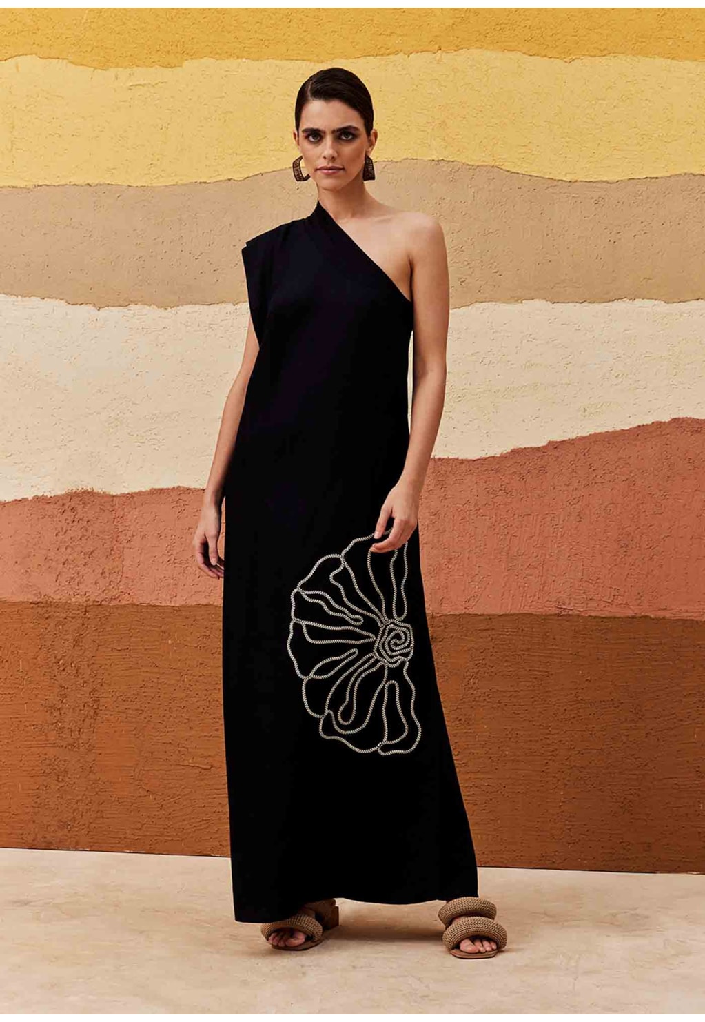 Vestido Um Ombro Só Bordado Folha Frente